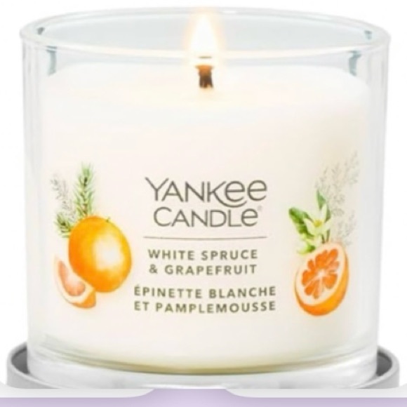 NWT- Yankee Candle White Spruce & Grapefruit Small Tumbler Scented Candle - Picture 2 of 6